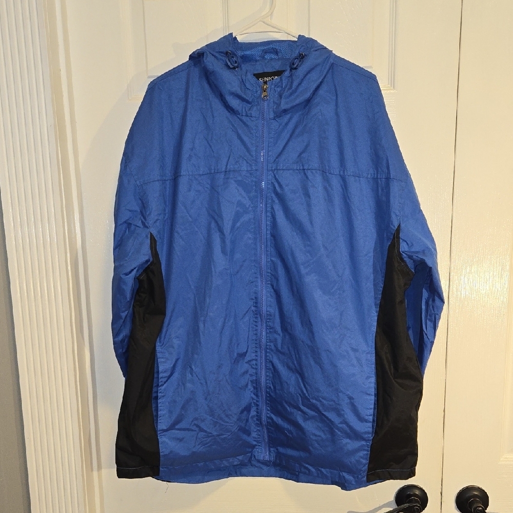 Blue and Navy Blue Lightweight Raincoat with Full-Length Zipper